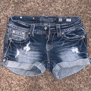 Miss me shorts size: 26